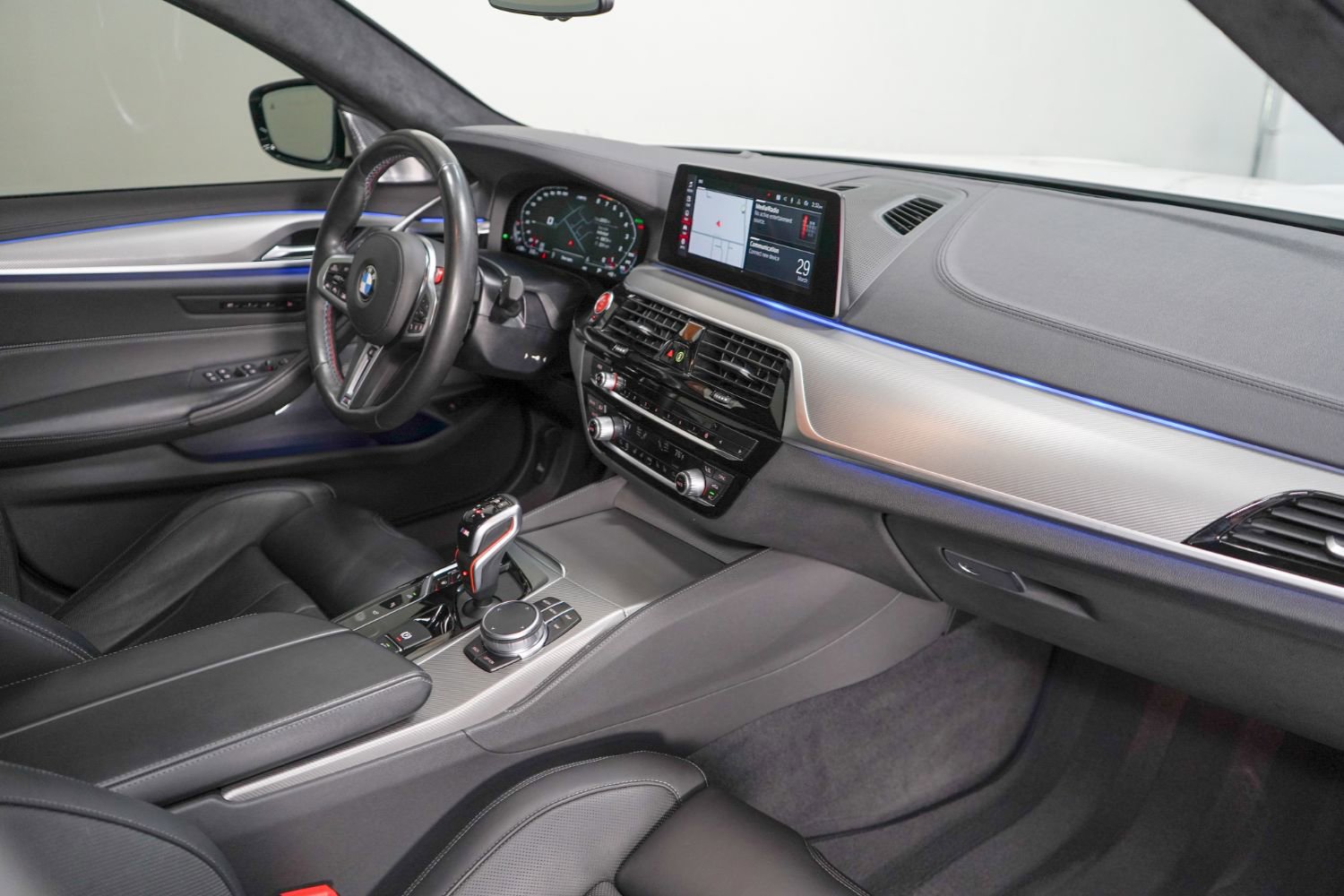 Used 2020 BMW M5 w/ Executive Package image 2