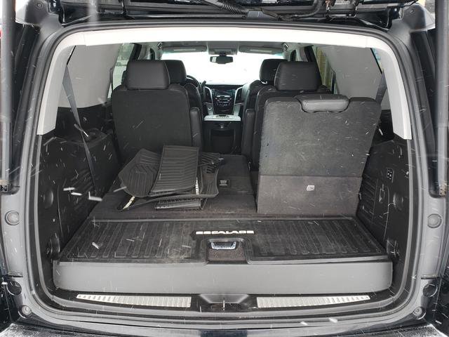 Used 2017 Cadillac Escalade 4WD image 5