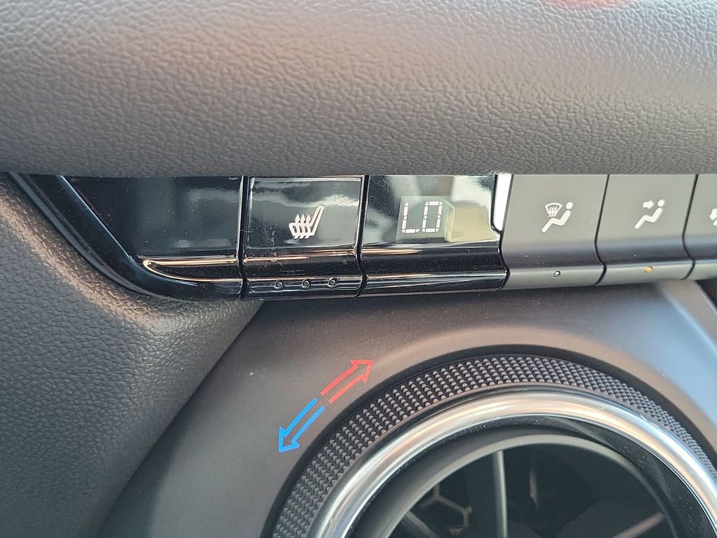 Used 2025 Chevrolet Blazer LT w/ Convenience Package image 33