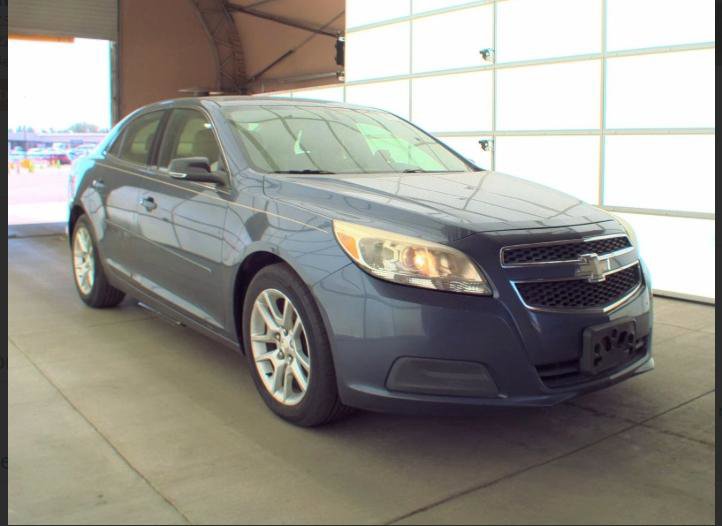 Used 2013 Chevrolet Malibu LT w/ Power Convenience Package FWD image 2
