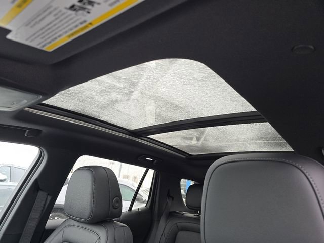 New 2026 Chevrolet Equinox LT w/ Convenience Package II image 3