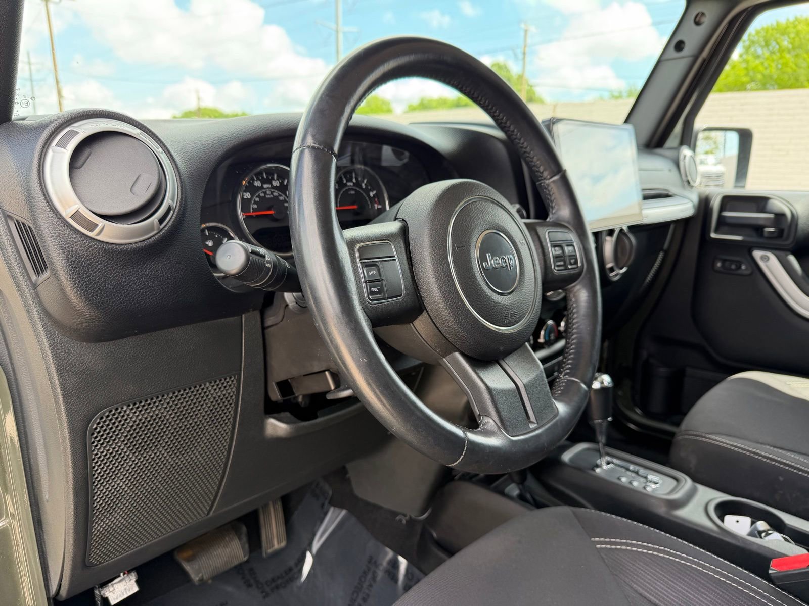 Used 2015 Jeep Wrangler Unlimited Sahara w/ Trailer Tow Group image 16