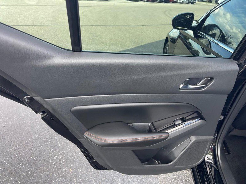 Used 2024 Nissan Altima 2.5 SR AWD/4WD image 19