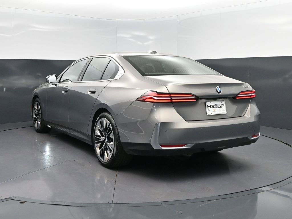 Certified 2026 BMW 530i 530i image 5