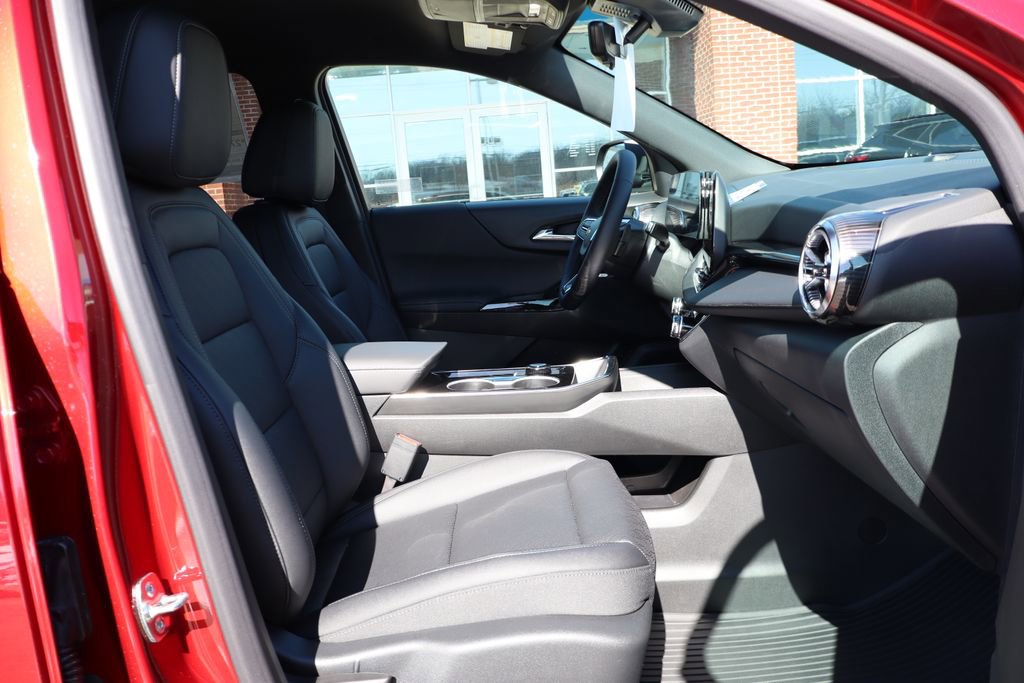 New 2026 Chevrolet Equinox LT w/ Convenience Package II image 41