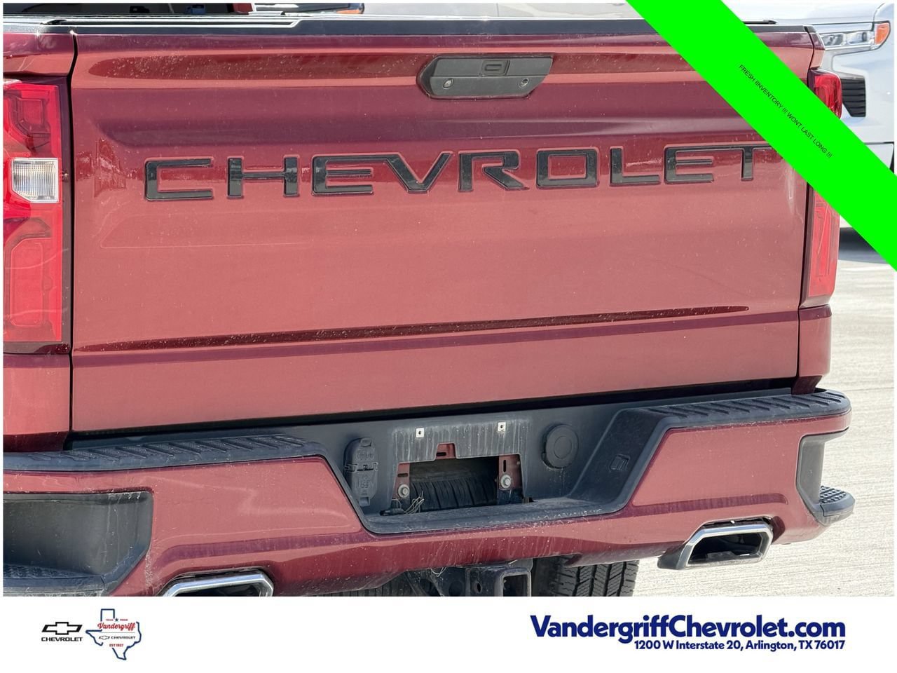 Used 2019 Chevrolet Silverado 1500 Custom w/ Custom Value Package AWD/4WD image 6