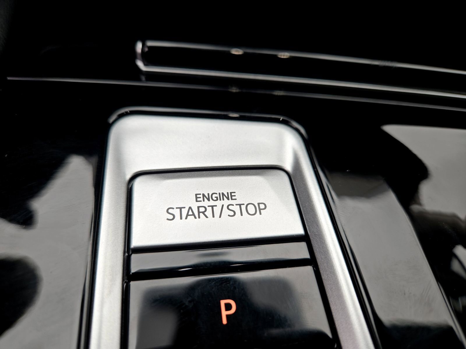 New 2026 Volkswagen Atlas SE image 14