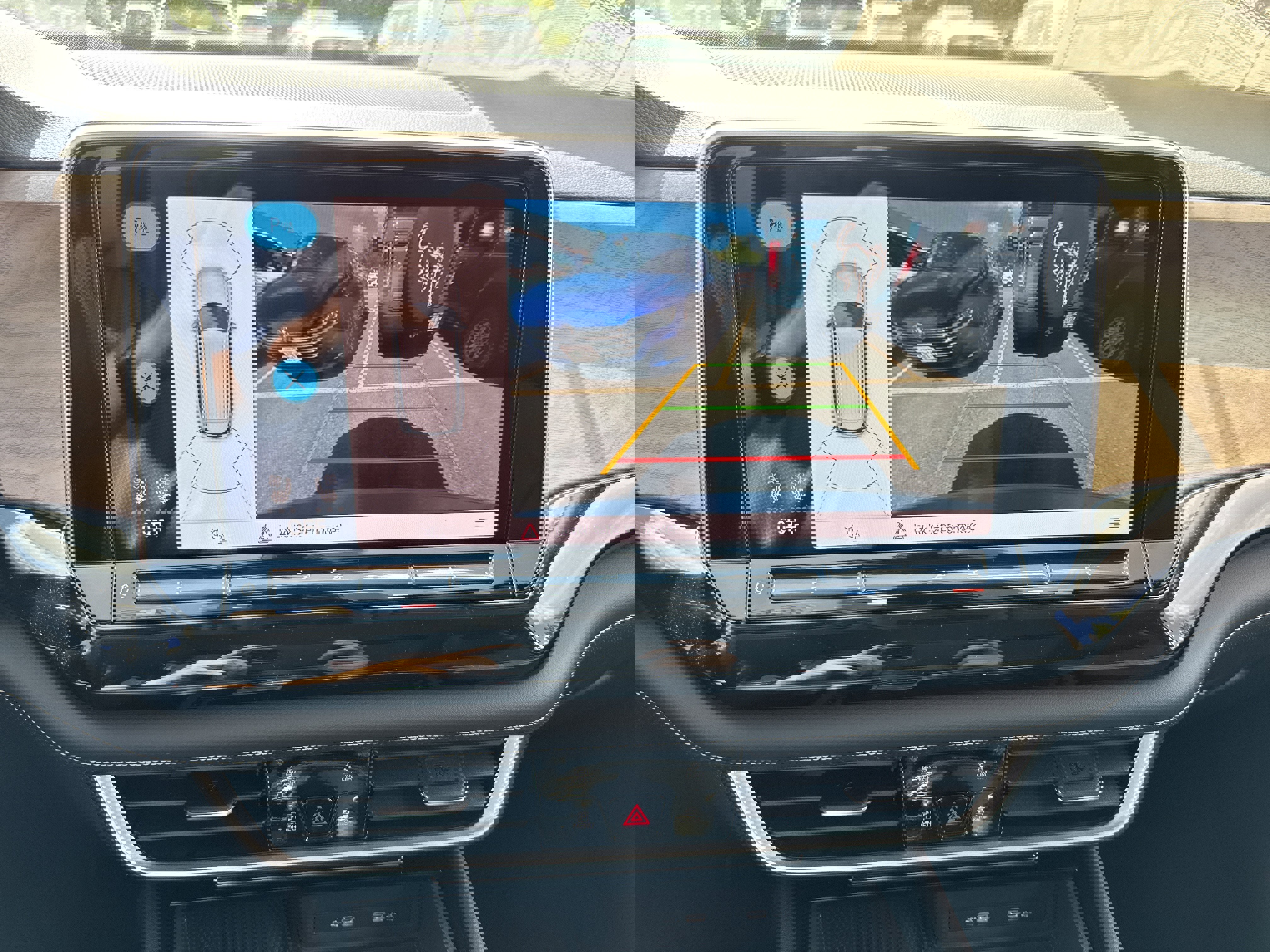 New 2026 Volkswagen Atlas SE image 18