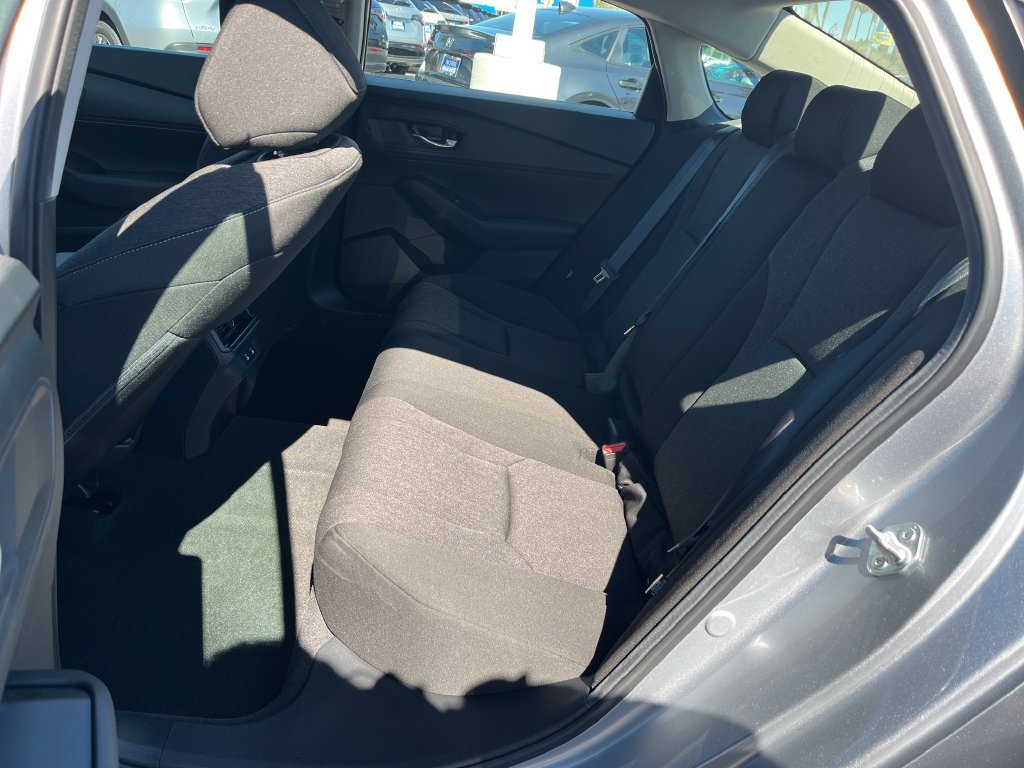 Used 2025 Honda Accord LX image 30