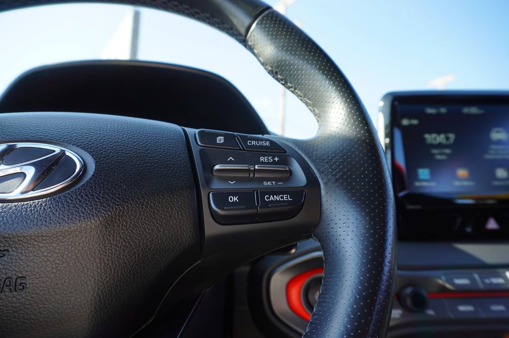 Used 2019 Hyundai Veloster Turbo image 24