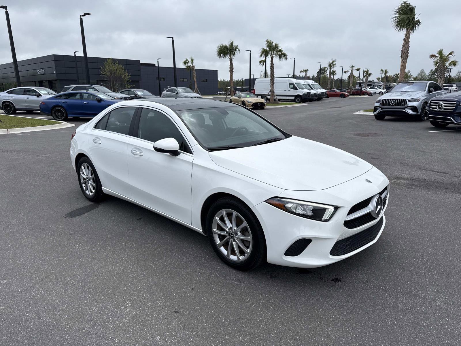 Used 2022 Mercedes-Benz A 220 4MATIC image 1