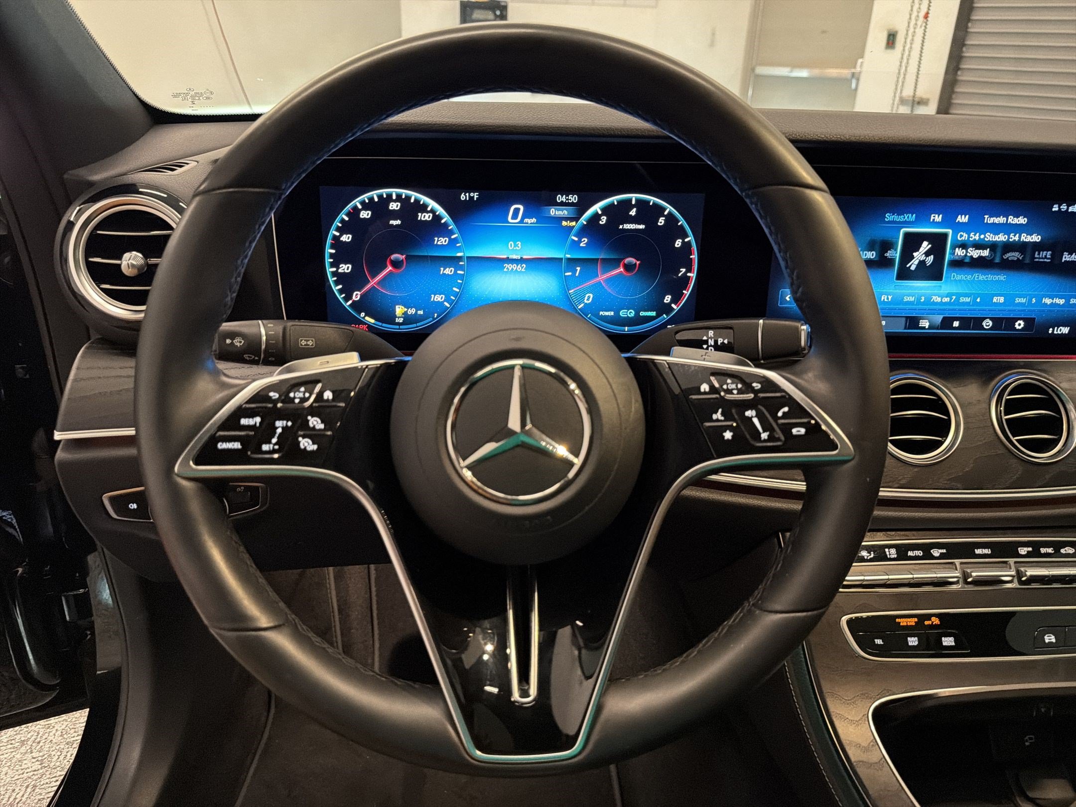 Certified 2023 Mercedes-Benz E 450 4MATIC Sedan image 15