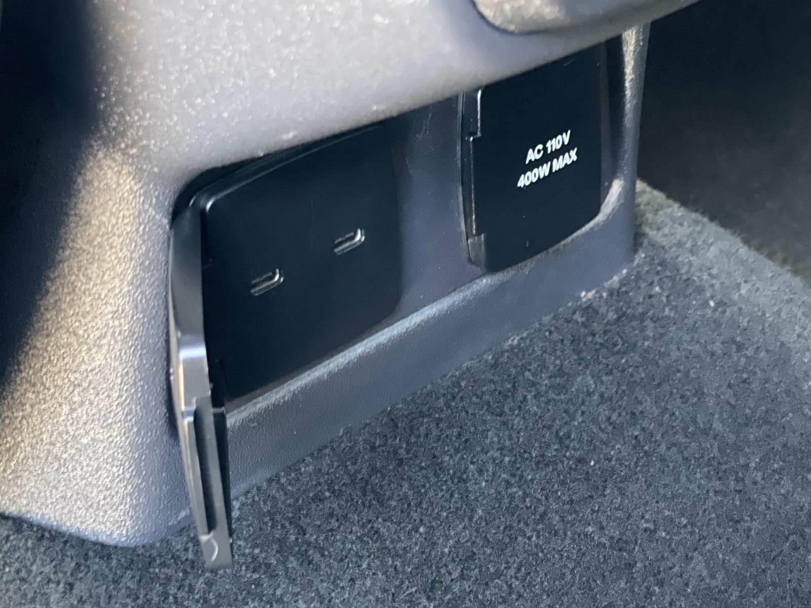 Used 2025 Ford Bronco Badlands AWD/4WD image 14