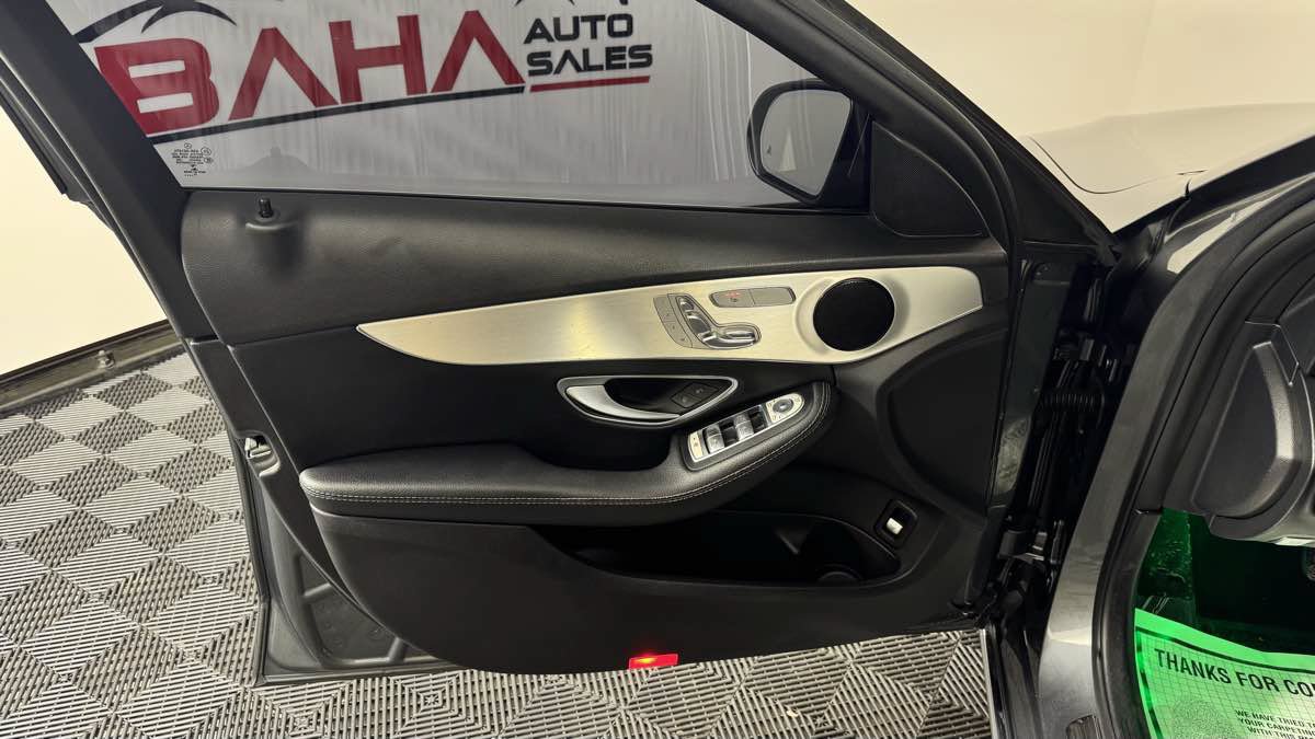 Used 2018 Mercedes-Benz C 300 Sedan w/ Premium Package image 13