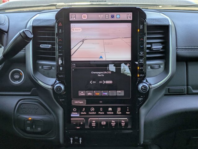 New 2026 RAM 2500 Laramie AWD/4WD image 18