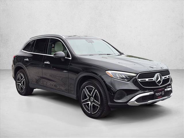 Certified 2026 Mercedes-Benz GLC 300 4MATIC image 3