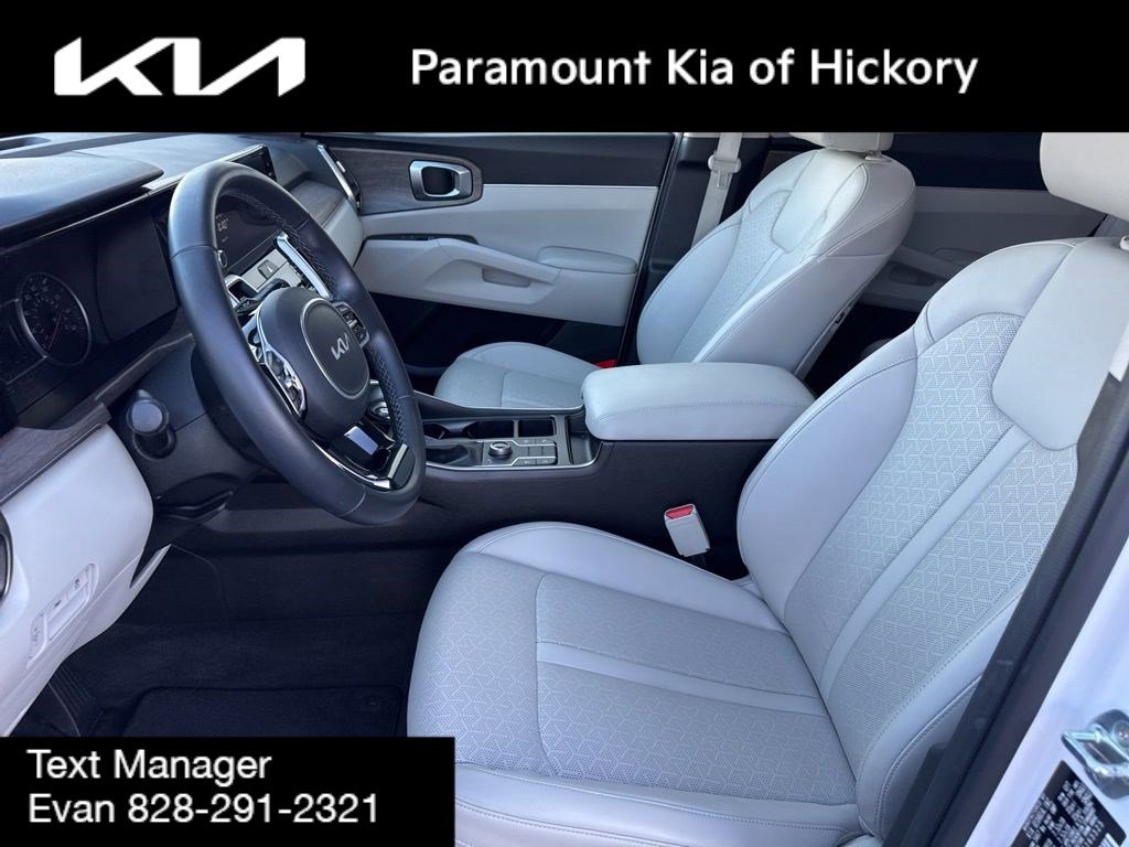 Used 2023 Kia Sorento S w/ Panoramic Sunroof Package image 23