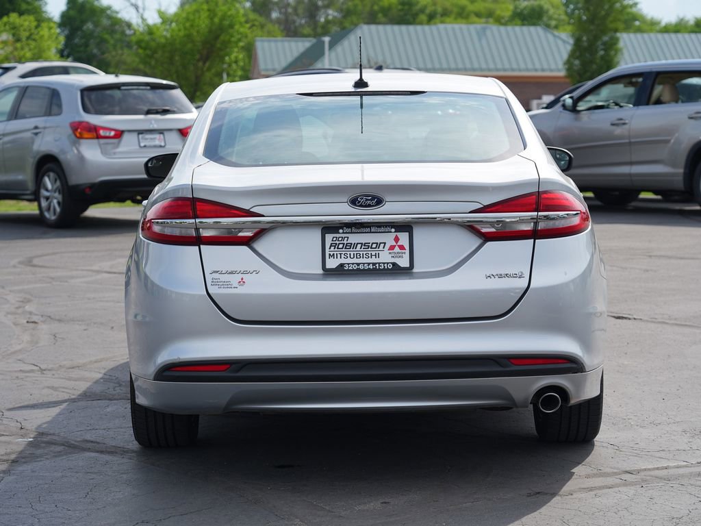 Used 2017 Ford Fusion S FWD image 4