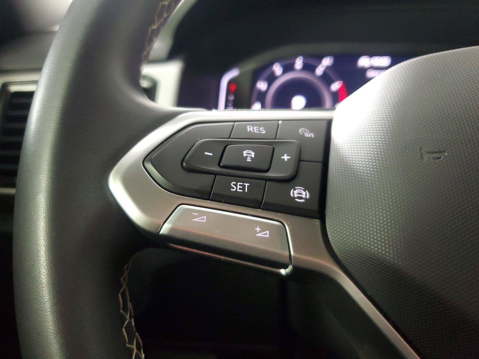 Used 2023 Volkswagen Atlas Cross Sport SE w/ Panoramic Sunroof Package FWD image 24