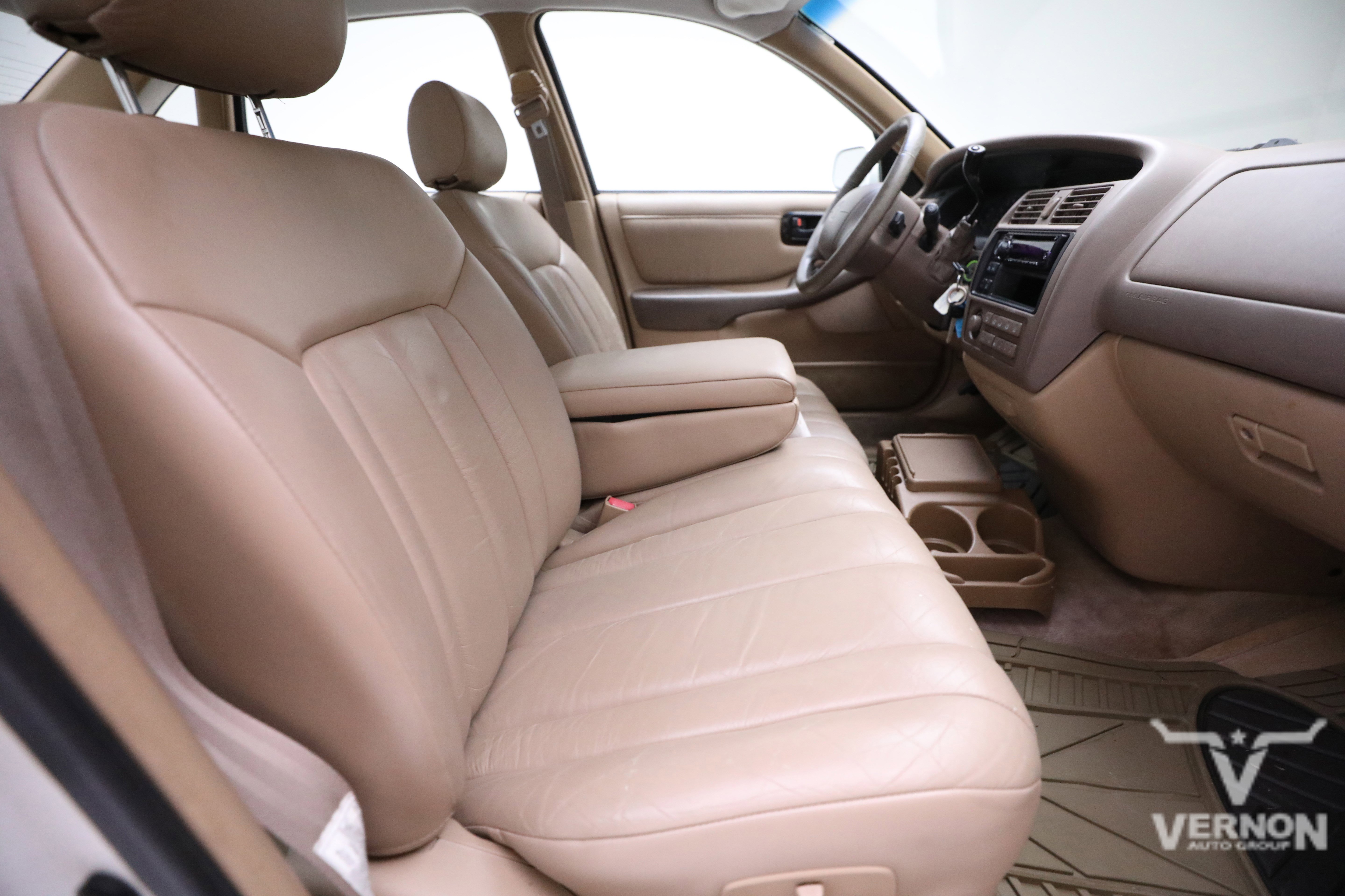 Used 1997 Toyota Avalon XL image 11