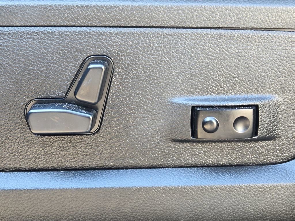 Used 2020 RAM 2500 Big Horn w/ Level 2 Equipment Group image 27