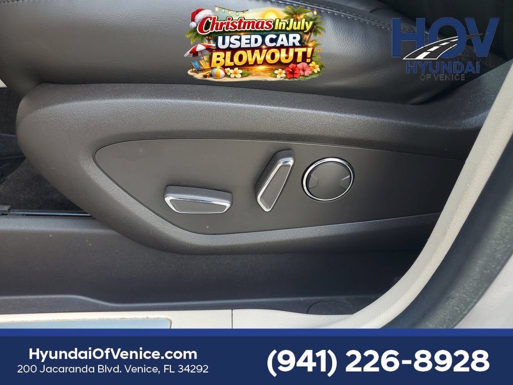 Used 2017 Lincoln MKC Reserve w/ Lincoln MKC Climate Package AWD/4WD image 25