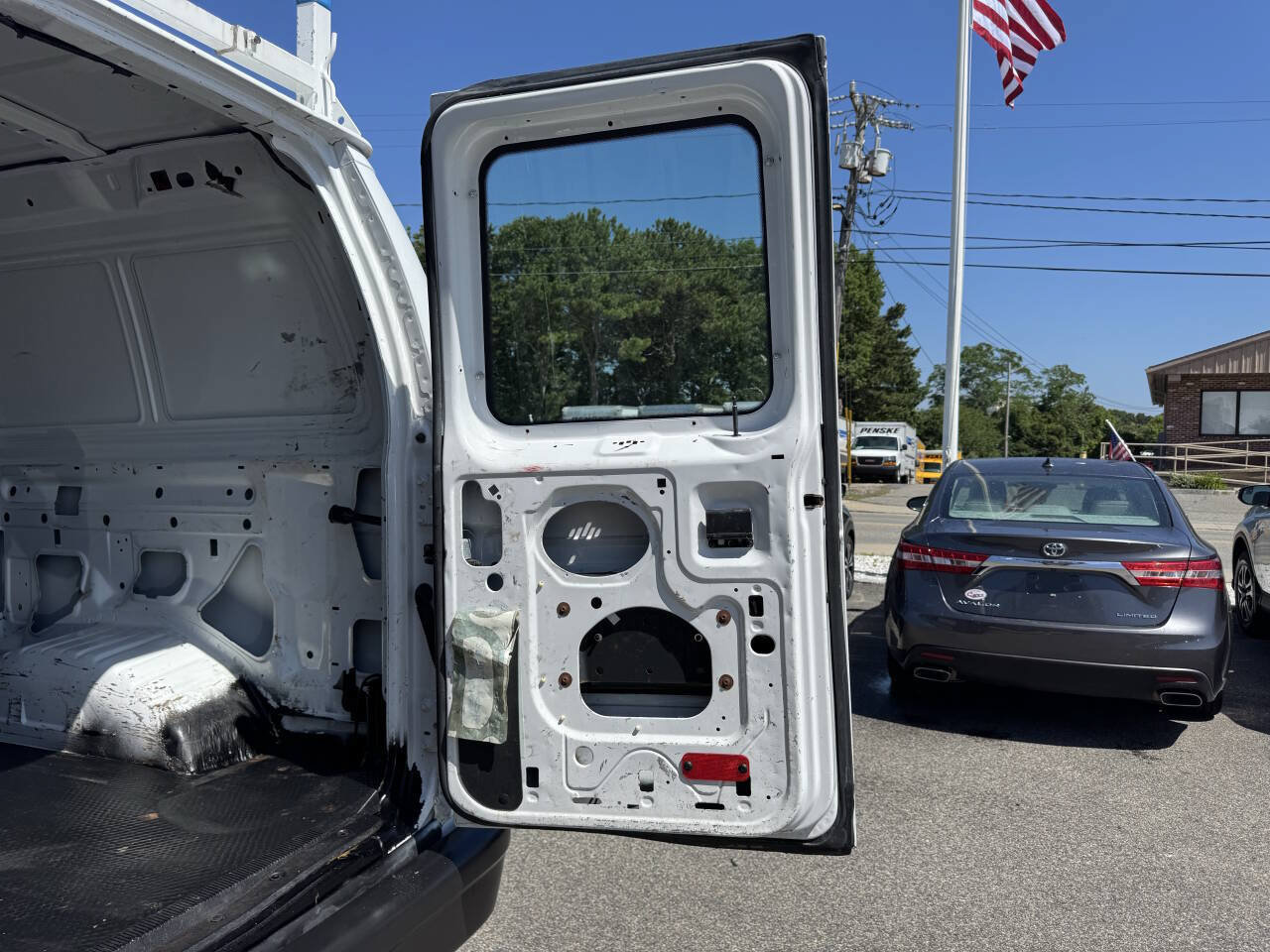 Used 2012 Ford E-250 and Econoline 250 w/ Commercial Cargo Van Pkg RWD image 26