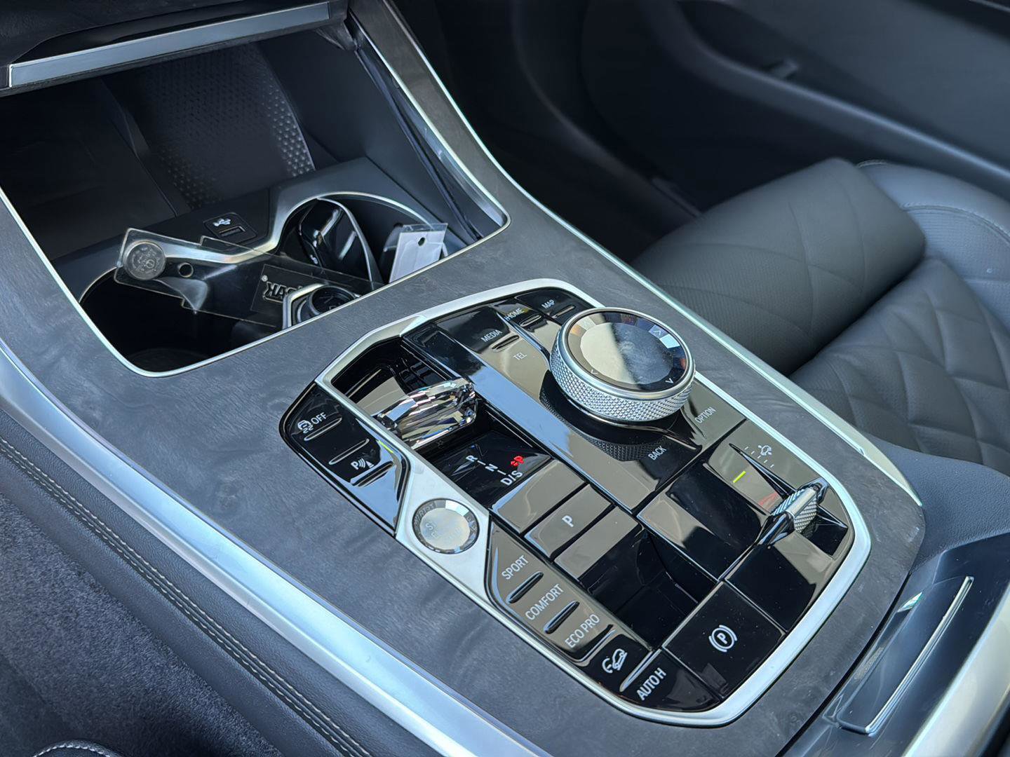 New 2026 BMW X7 xDrive40i w/ M Sport Package image 24