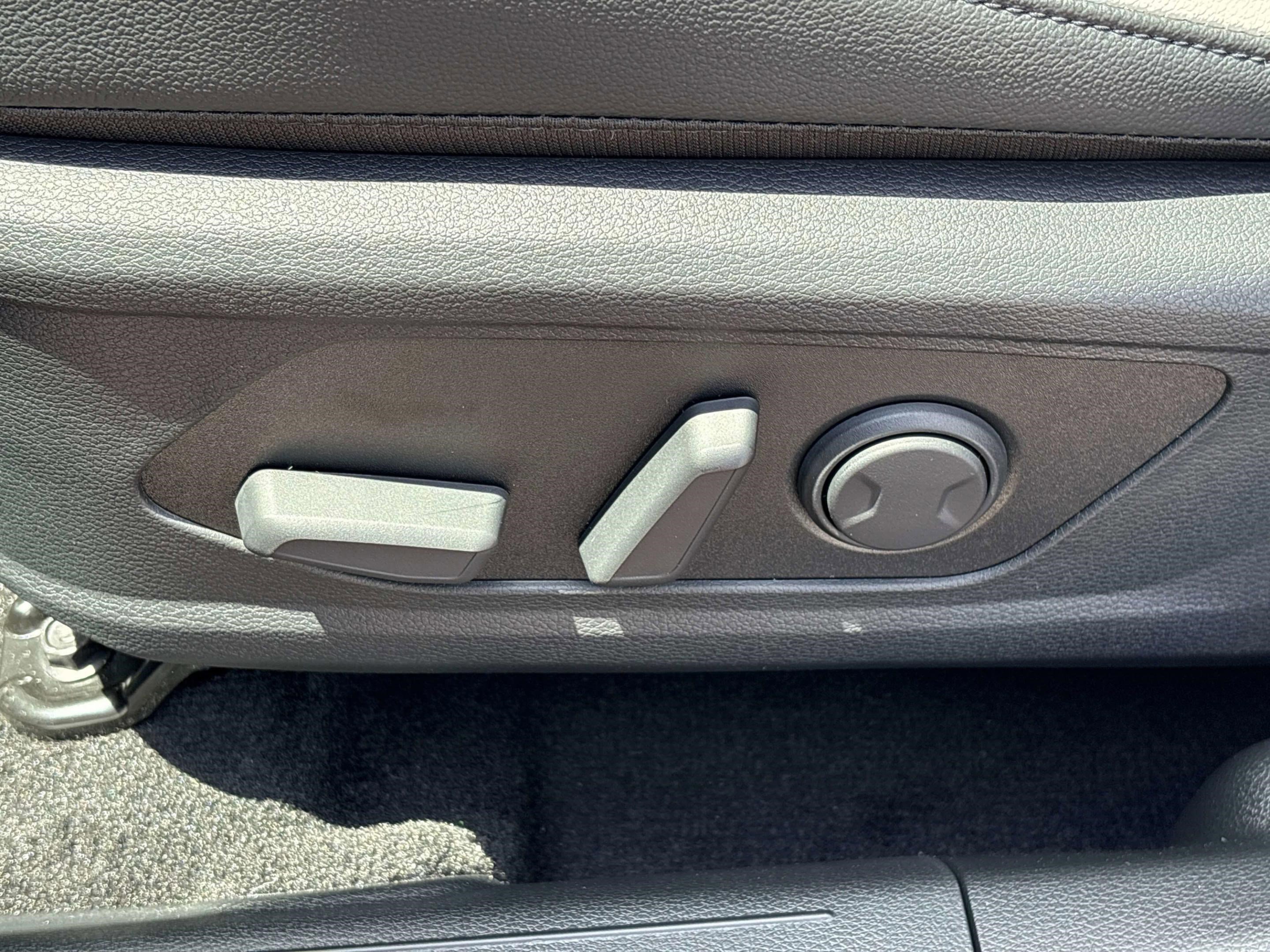 New 2025 Kia Sportage EX w/ EX Premium Package image 17