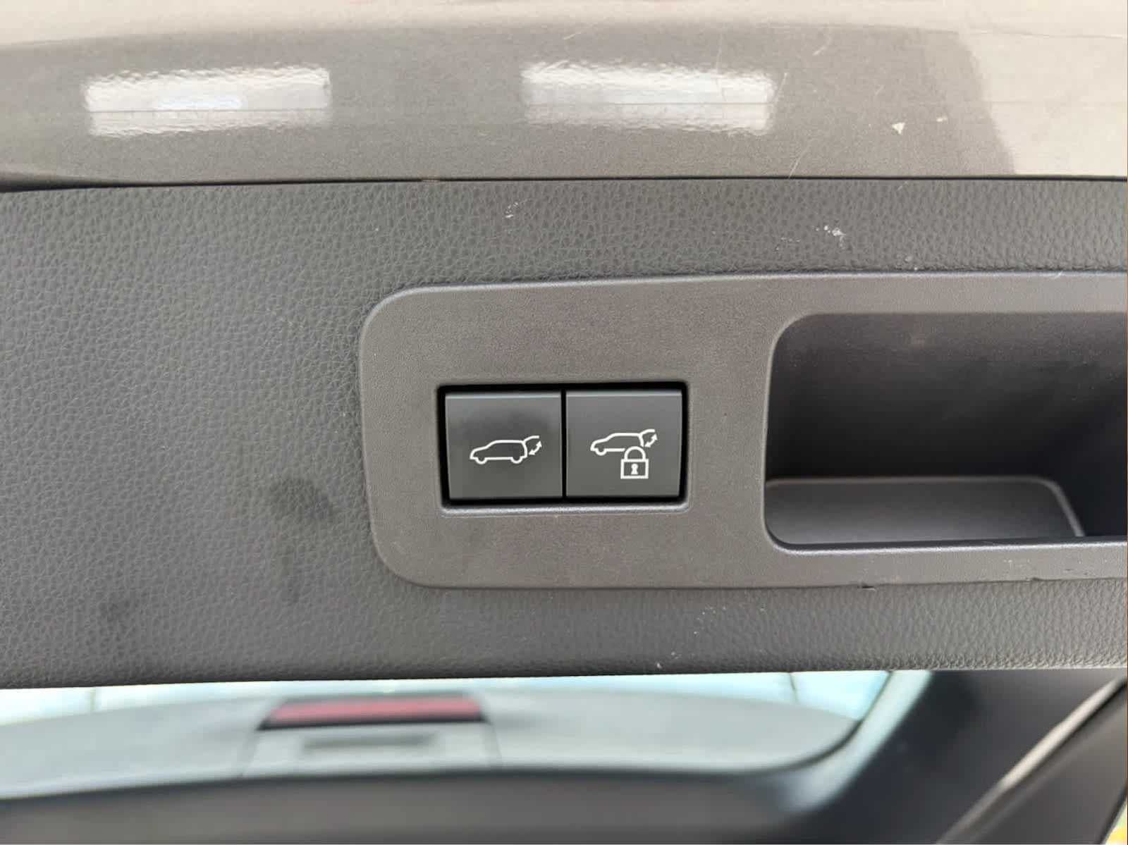 Used 2024 Lexus LX 600 4WD w/ Appearance Package image 37