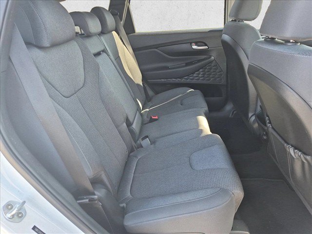 Used 2019 Hyundai Santa Fe SEL FWD image 18
