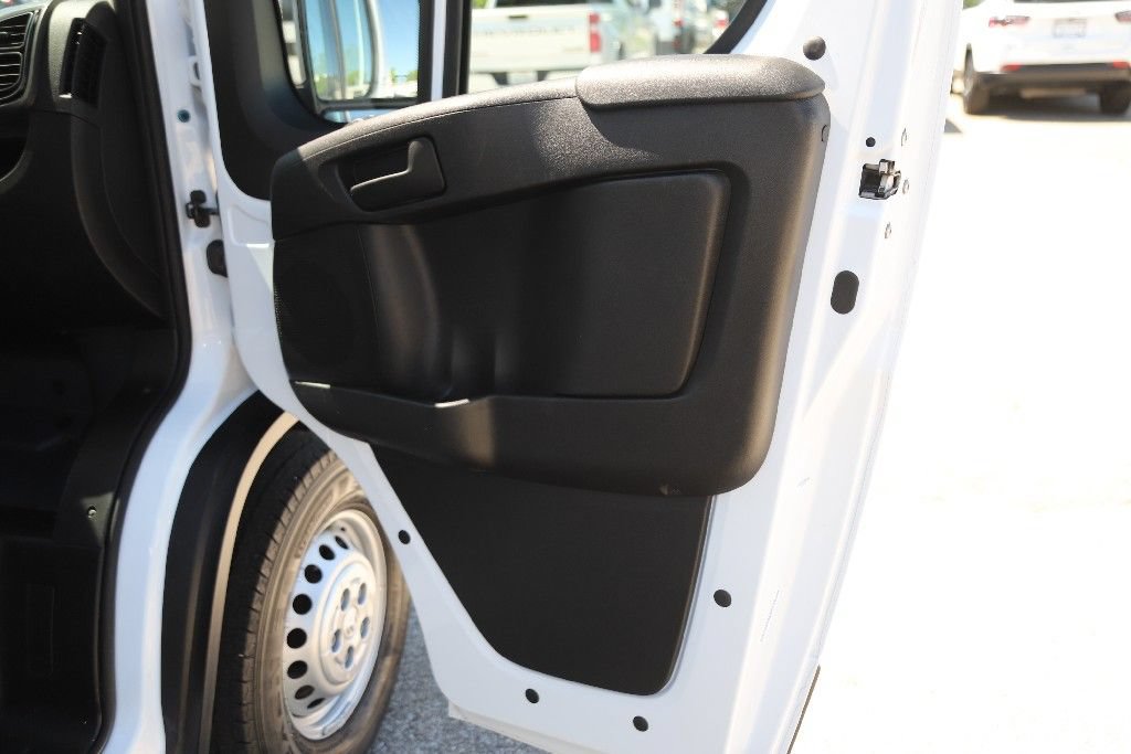 Used 2026 RAM ProMaster 2500 w/ Convenience Group FWD image 45