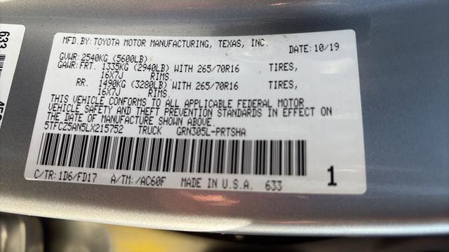 Used 2020 Toyota Tacoma TRD Off-Road w/ Technology Package AWD/4WD image 26