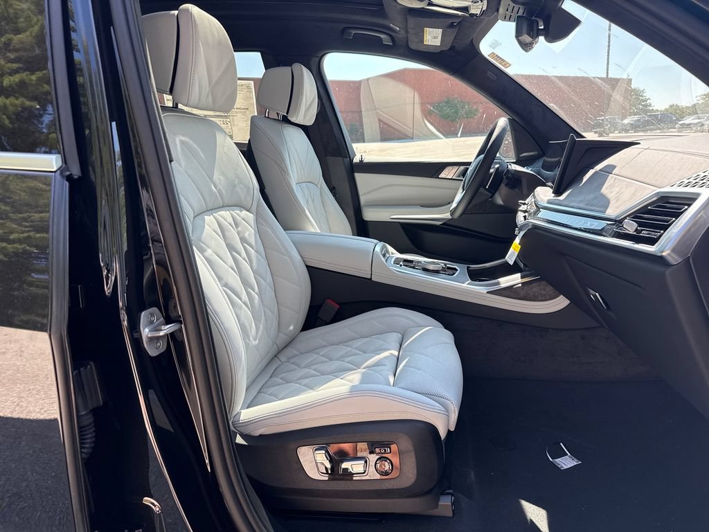 New 2027 BMW X7 xDrive40i AWD/4WD image 31