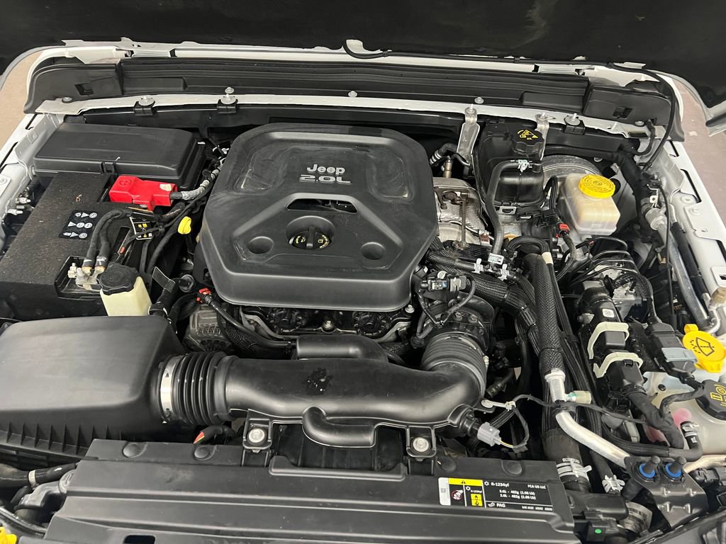 Used 2020 Jeep Wrangler Sport AWD/4WD image 23