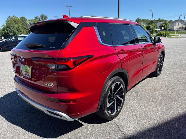 Used 2023 Mitsubishi Outlander SEL AWD/4WD image 4