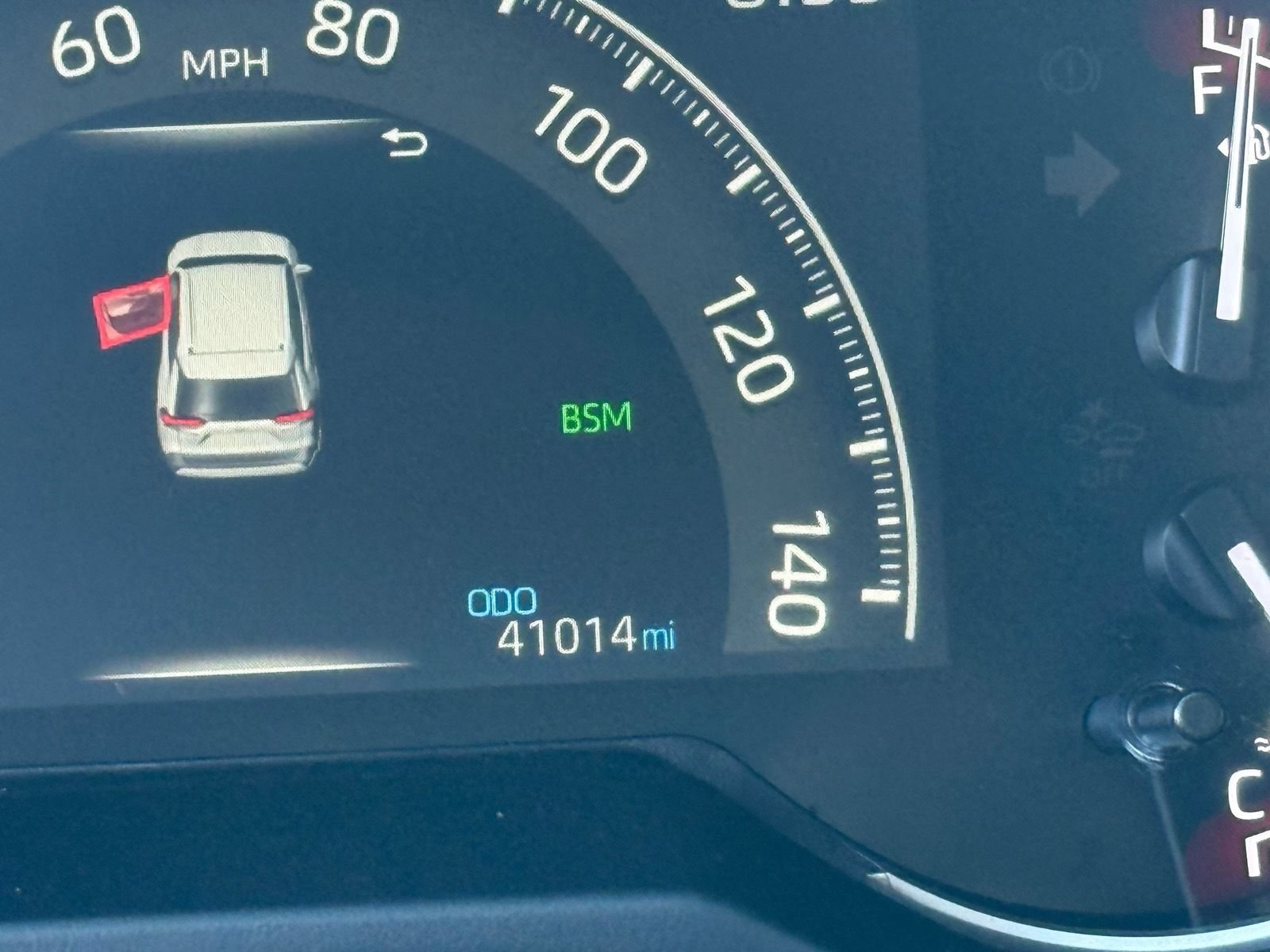 Used 2025 Toyota RAV4 XLE AWD/4WD image 19