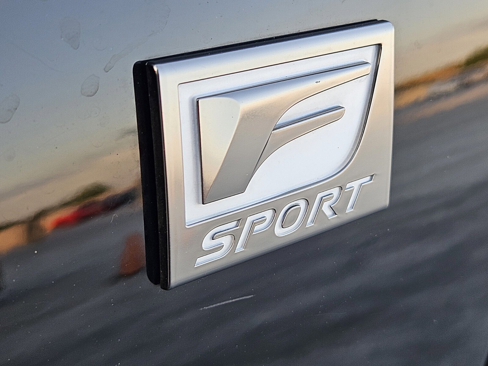 Certified 2024 Lexus ES 350 F Sport w/ Accessory Package (Z2) FWD image 9