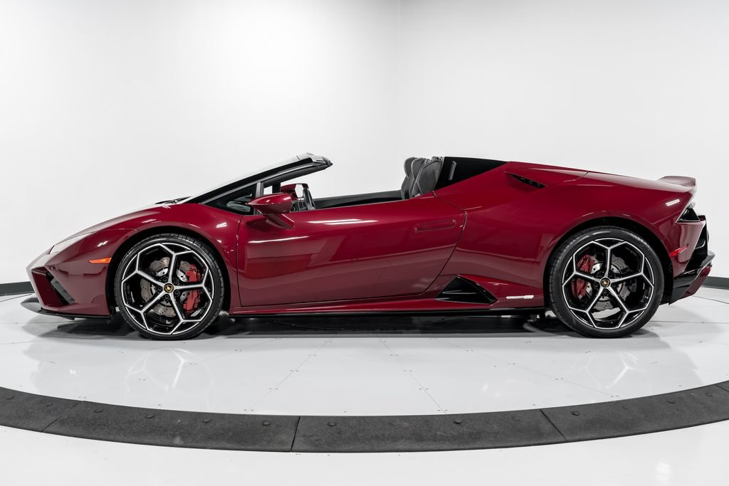 Used 2022 Lamborghini Huracan EVO RWD image 6