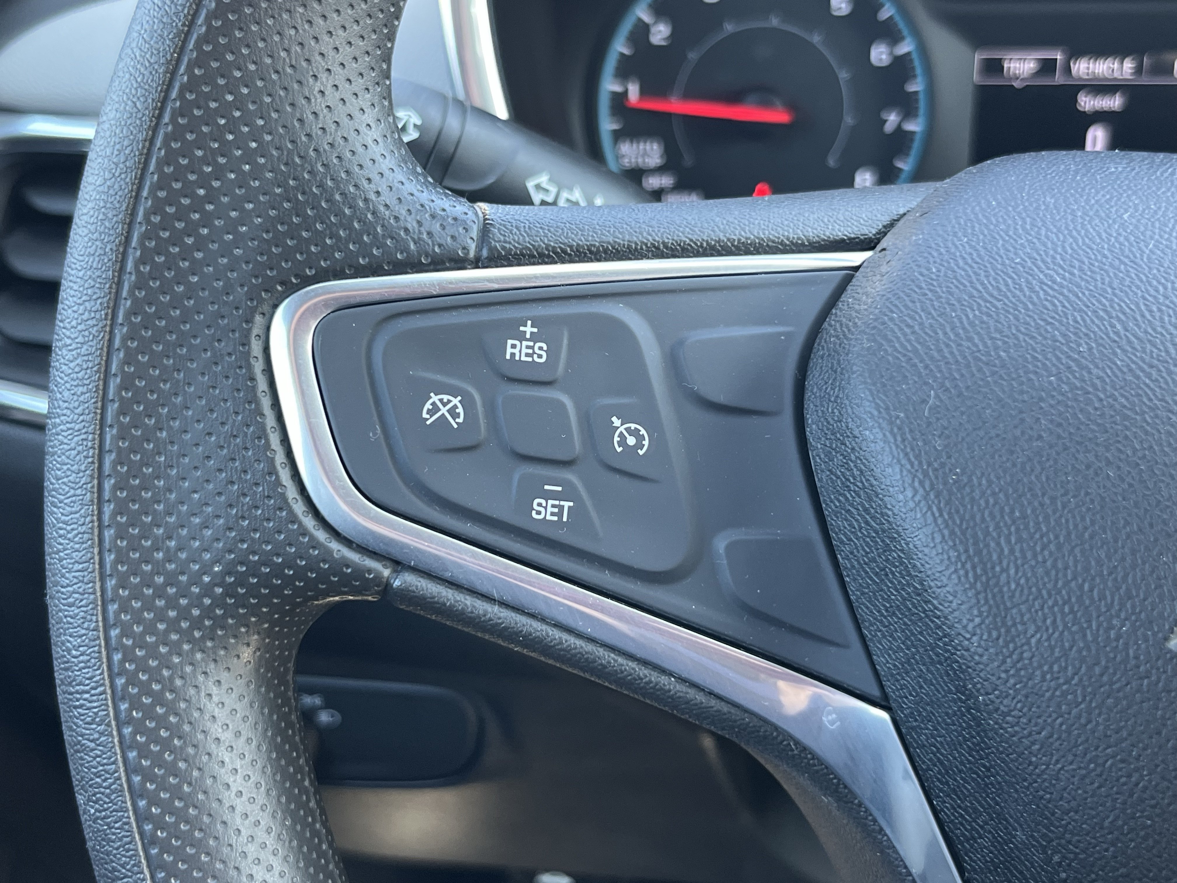 Used 2019 Chevrolet Equinox LS w/ LS Convenience Package AWD/4WD image 26