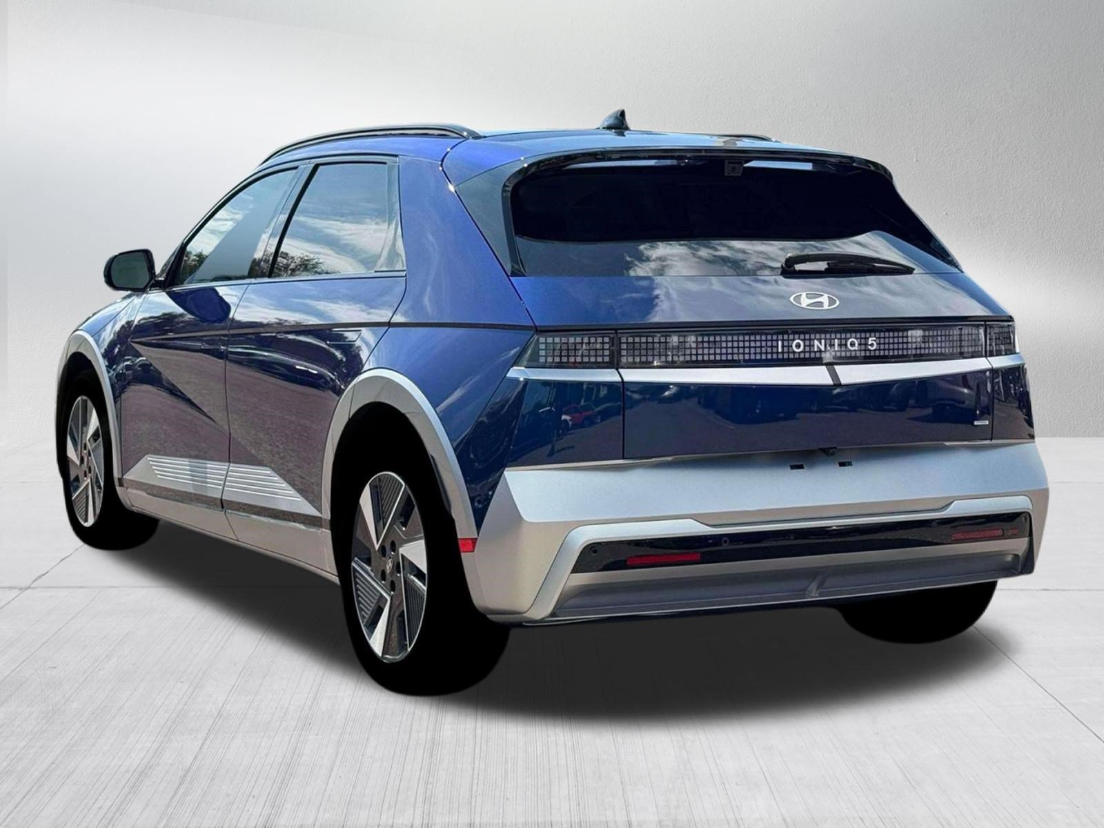 New 2026 Hyundai Ioniq 5 Limited AWD/4WD image 5