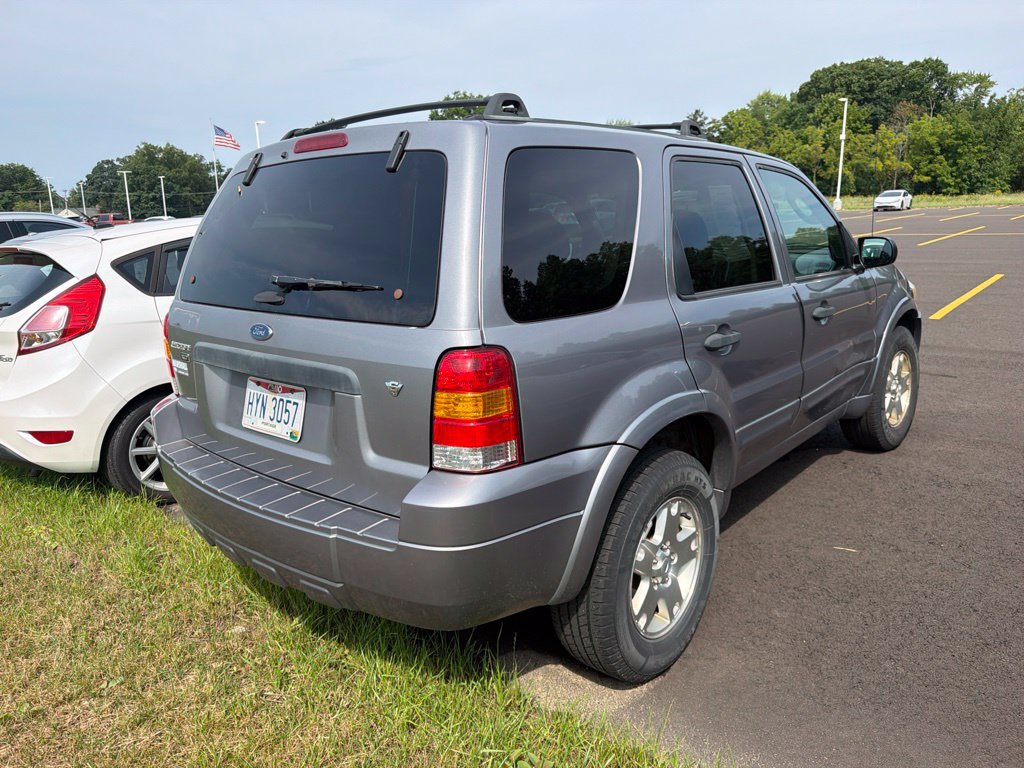 Used 2007 Ford Escape XLT FWD image 4