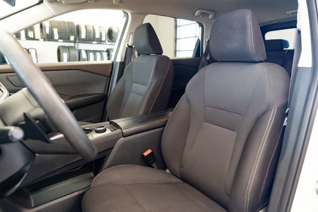 Used 2023 Nissan Rogue S AWD/4WD image 22