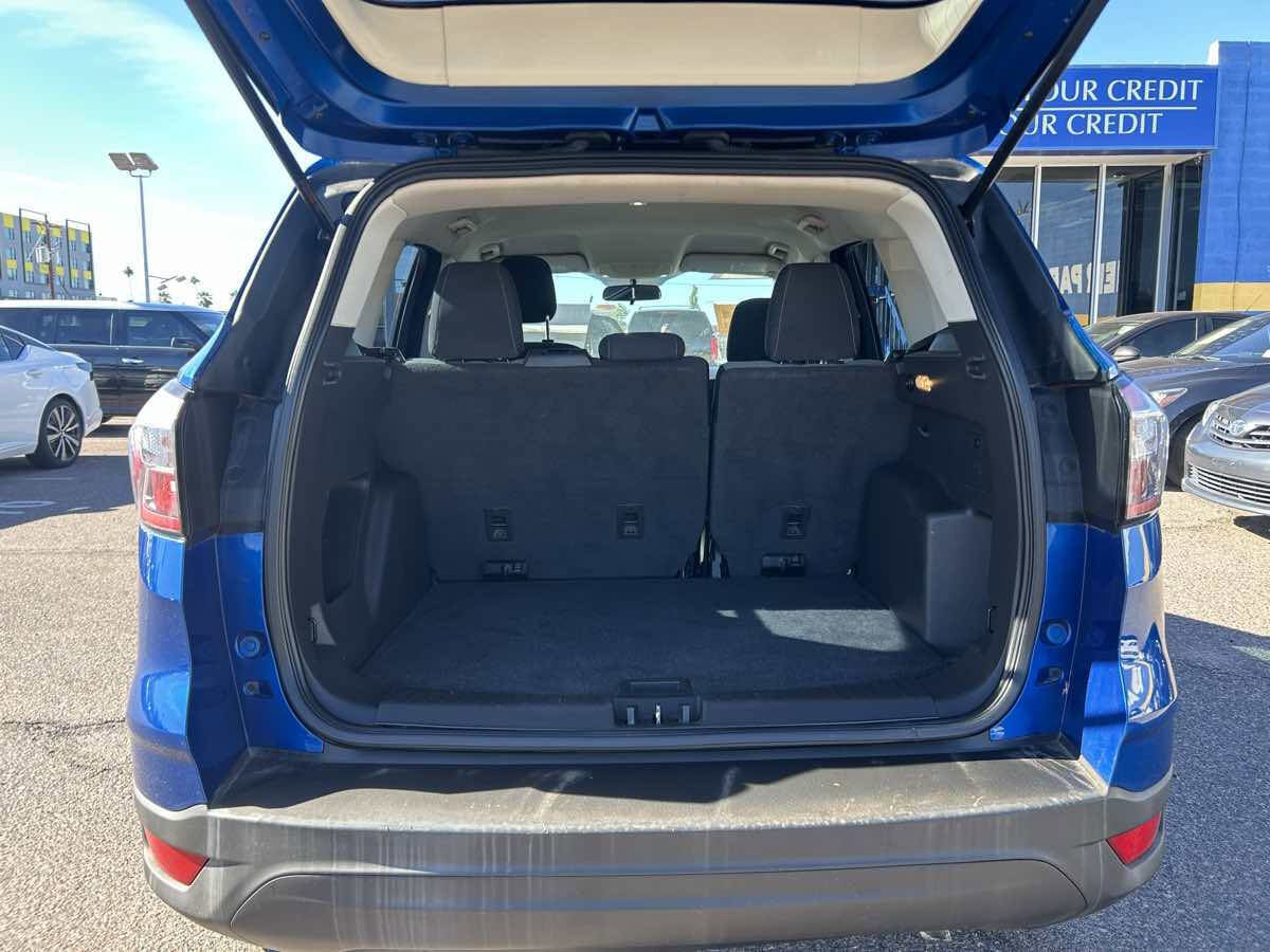 Used 2018 Ford Escape S image 6