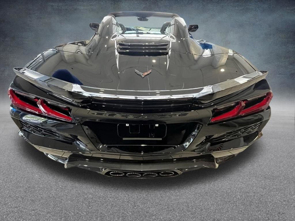Used 2025 Chevrolet Corvette Z06 w/ Stealth Interior Trim Package RWD image 11