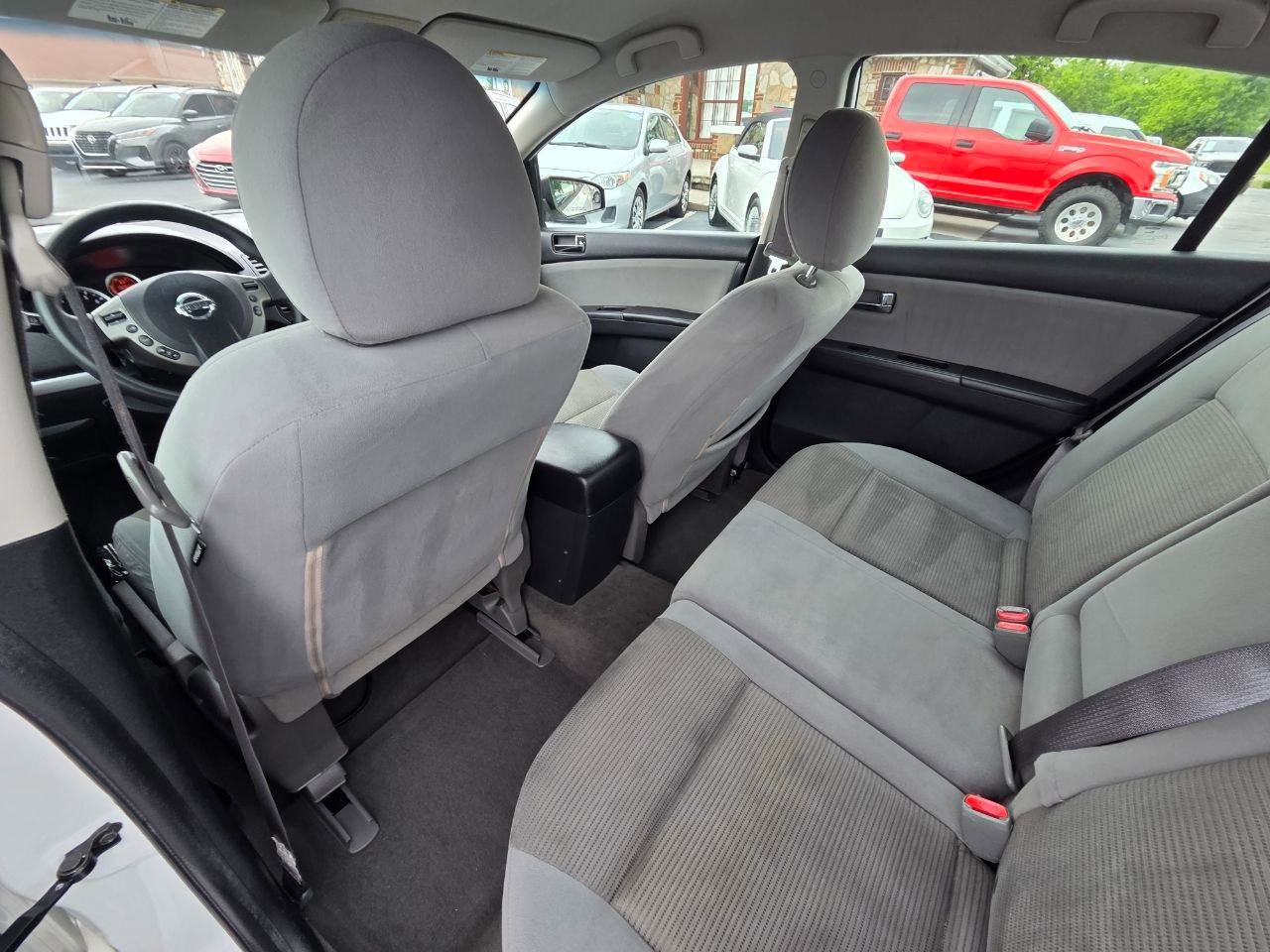 Used 2012 Nissan Sentra 2.0 SR FWD image 14