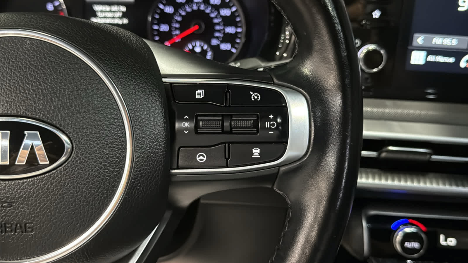 Used 2021 Kia K5 GT-Line AWD/4WD image 11