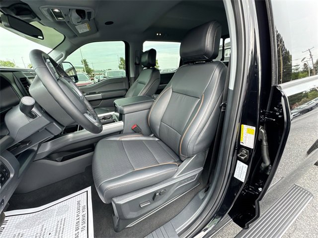 Used 2025 Ford F450 Lariat w/ Lariat Ultimate Package image 11