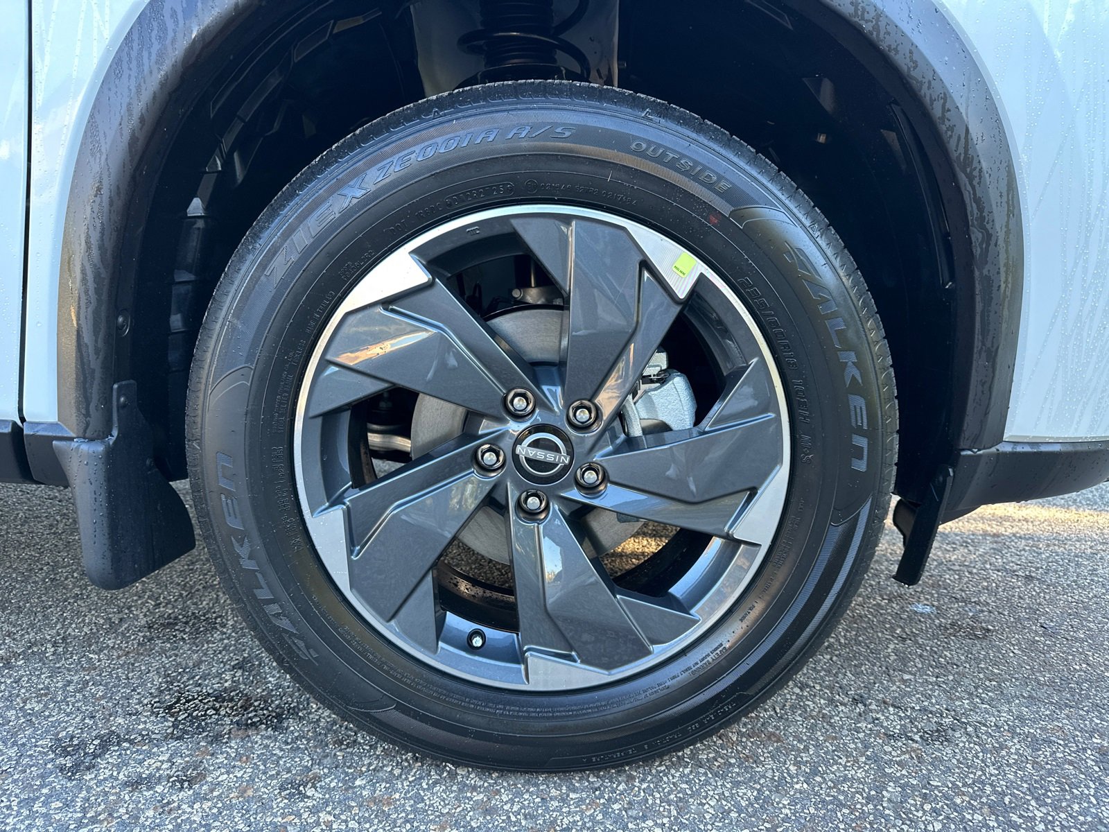 New 2026 Nissan Rogue SV image 12