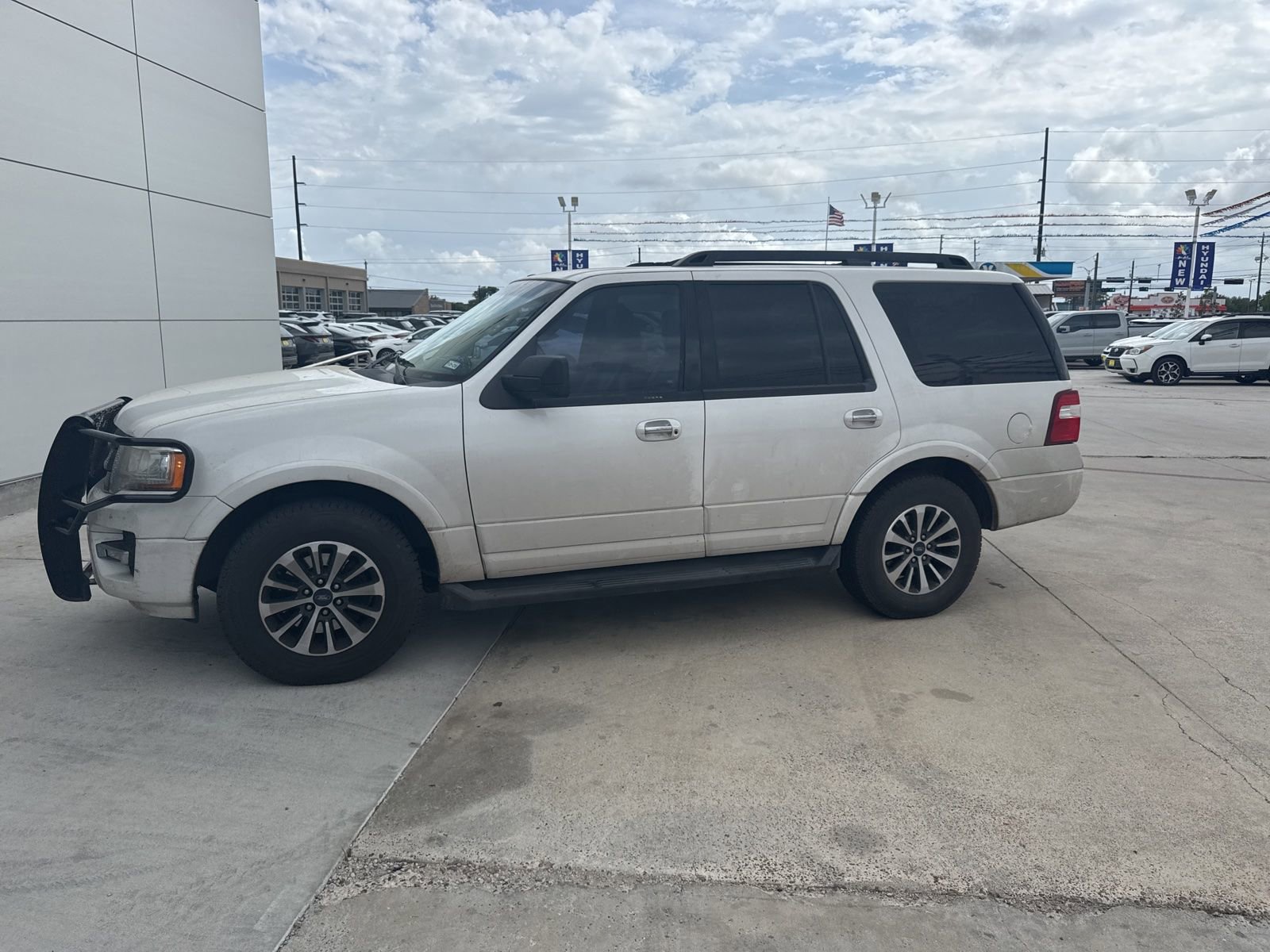 Used 2015 Ford Expedition XLT w/ Equipment Group 202A